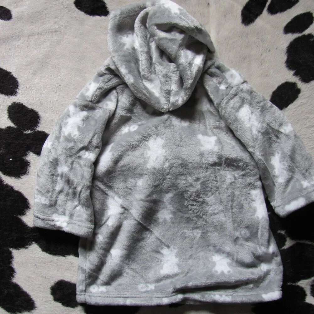 BLANKETS & BEYOND KIDS VELOUR ROBE NWT 12M+ NWT